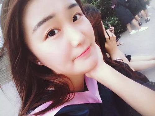 重庆最美女孩 吃瓜